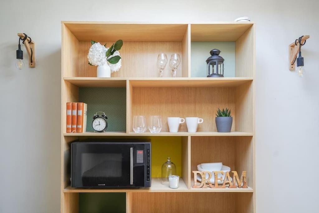 Studio Sous Les Toits Tres Bien Place Et Climatise Montpellier Zewnętrze zdjęcie